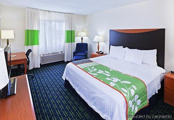Fairfield Inn & Suites Λούμποκ Δωμάτιο φωτογραφία