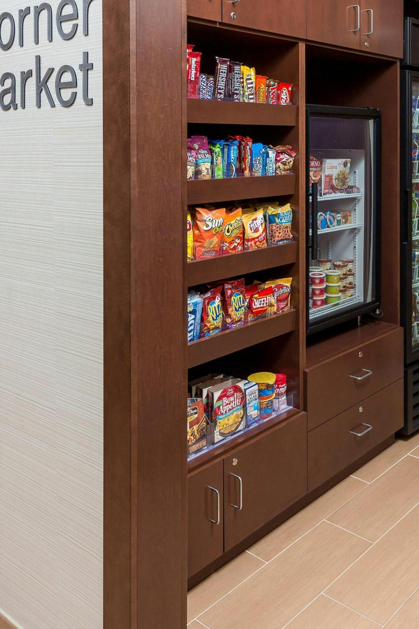 Fairfield Inn & Suites Λούμποκ Εξωτερικό φωτογραφία